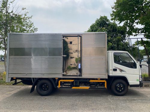 Đô Thành IZ50S Tải trong 2.4 Tấn Thùng Kín Dài 3m8